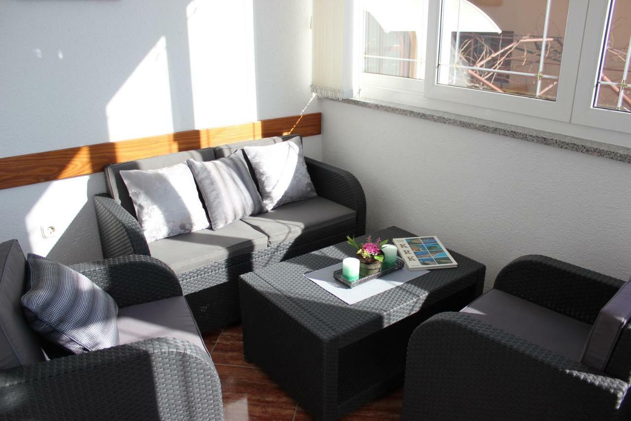 Apartmani Polonijo Nada Krk Town Esterno foto